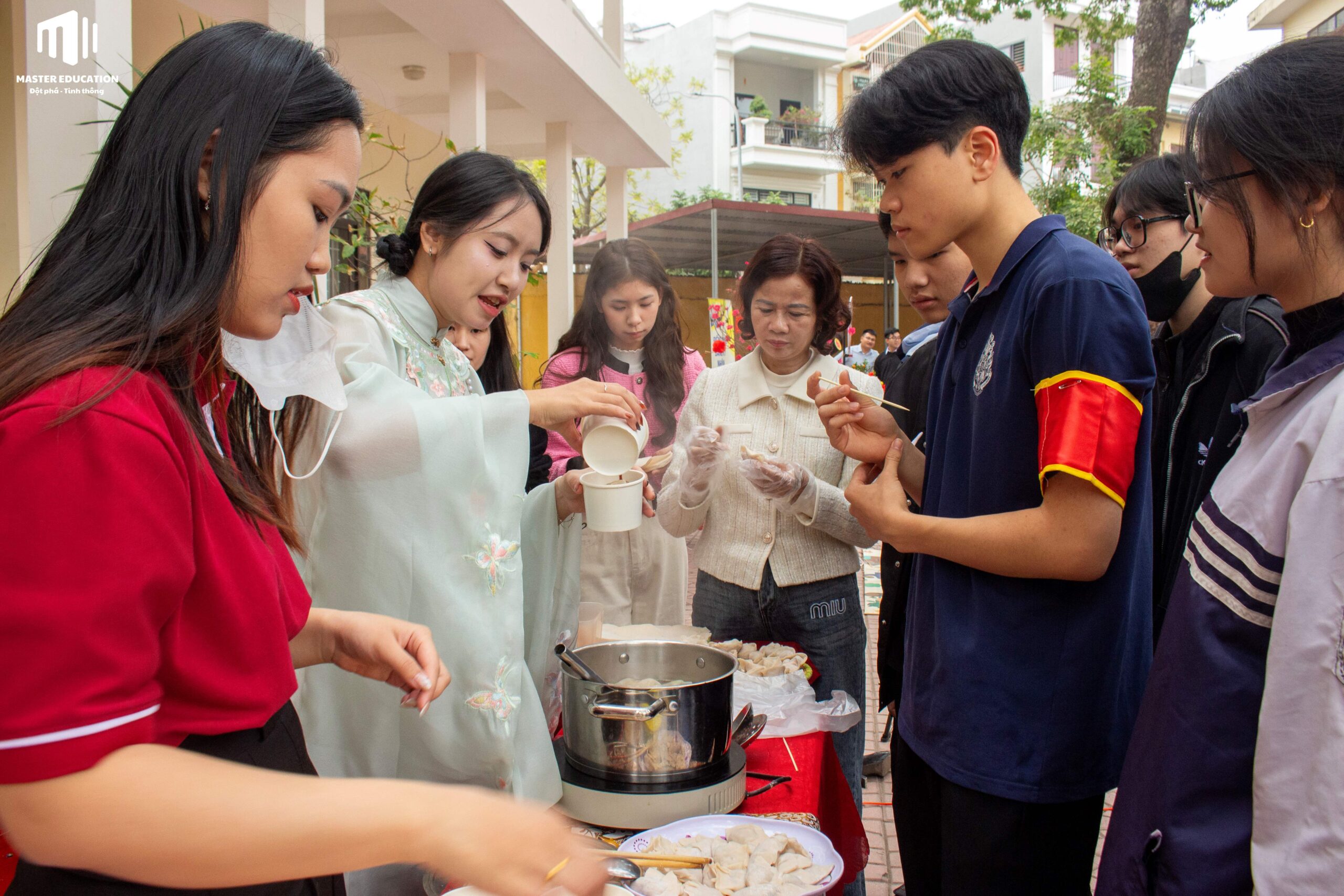 Tết 2025 - Làm sủi cảo
