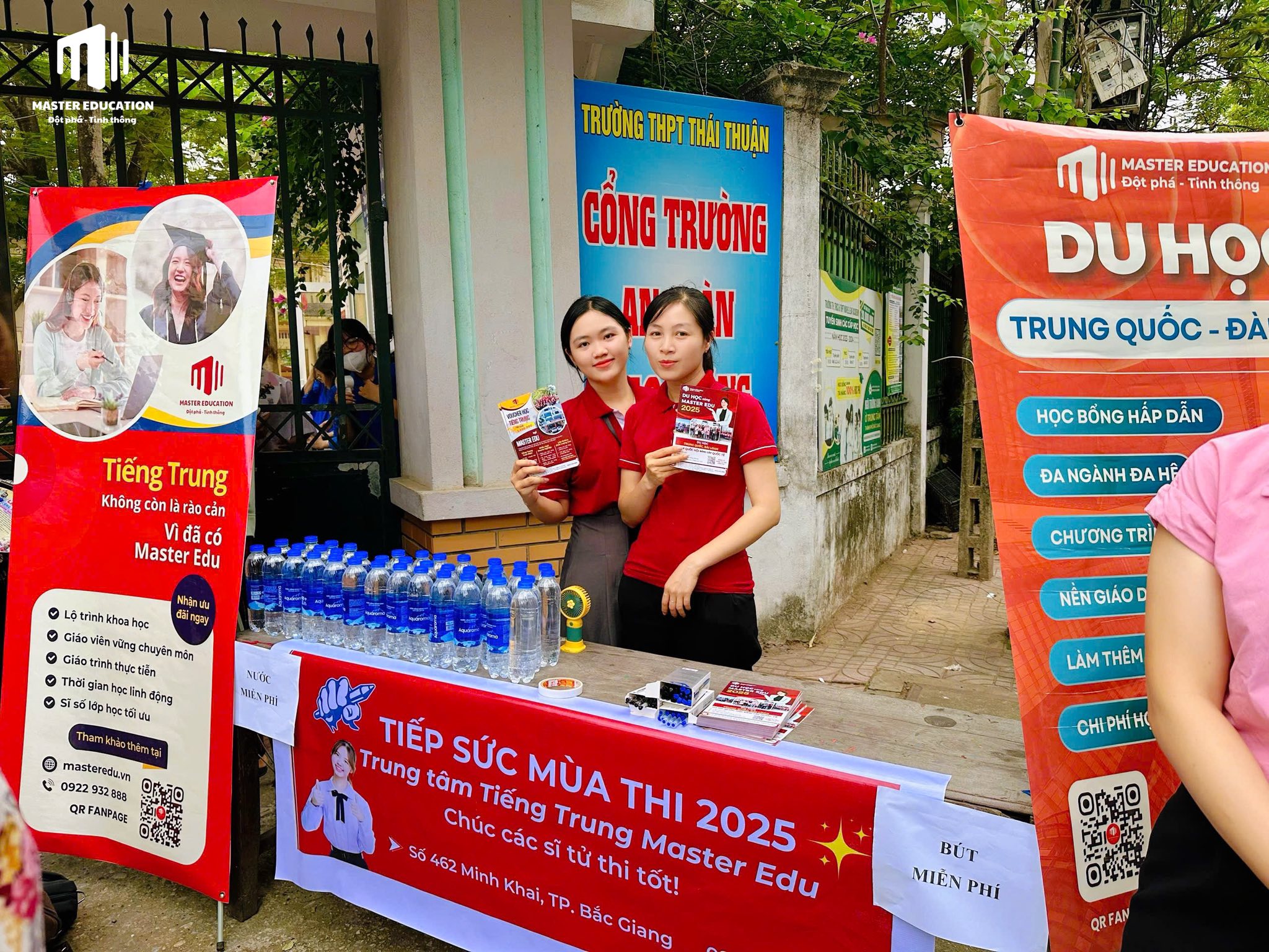 Tiếp sức mùa thi 2025 