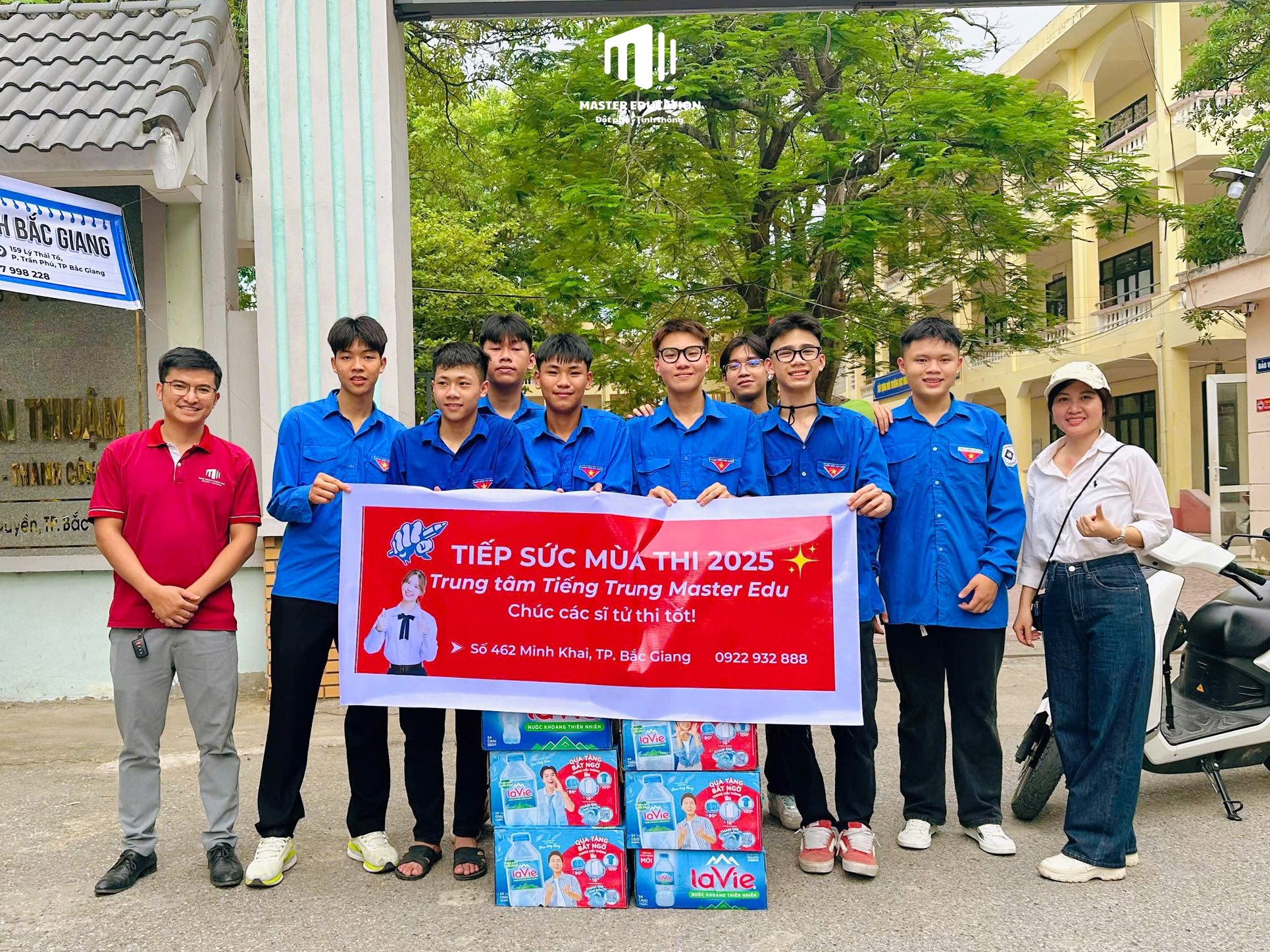 Tiếp sức mùa thi 2025