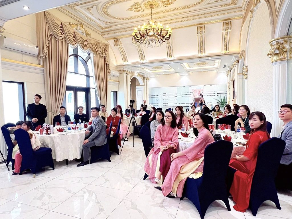 Không khí Year End Party 2025 tại Master Edu