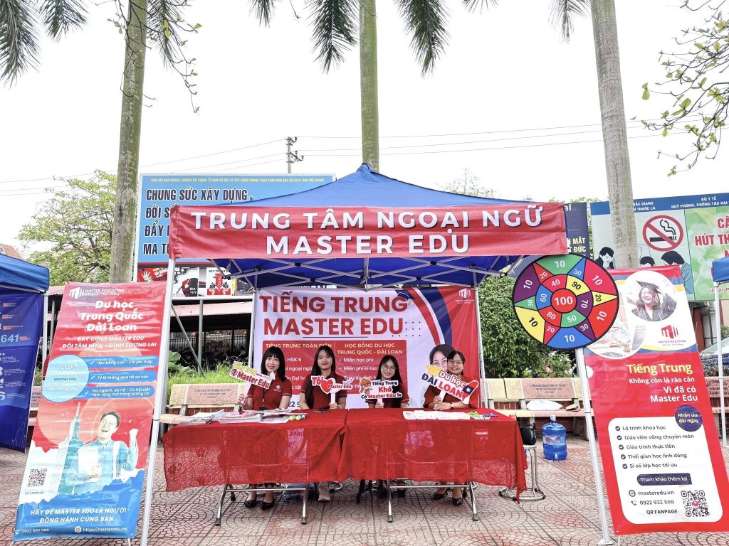 Master Edu tư vấn hướng nghiệp tại THPT Yên Dũng 2