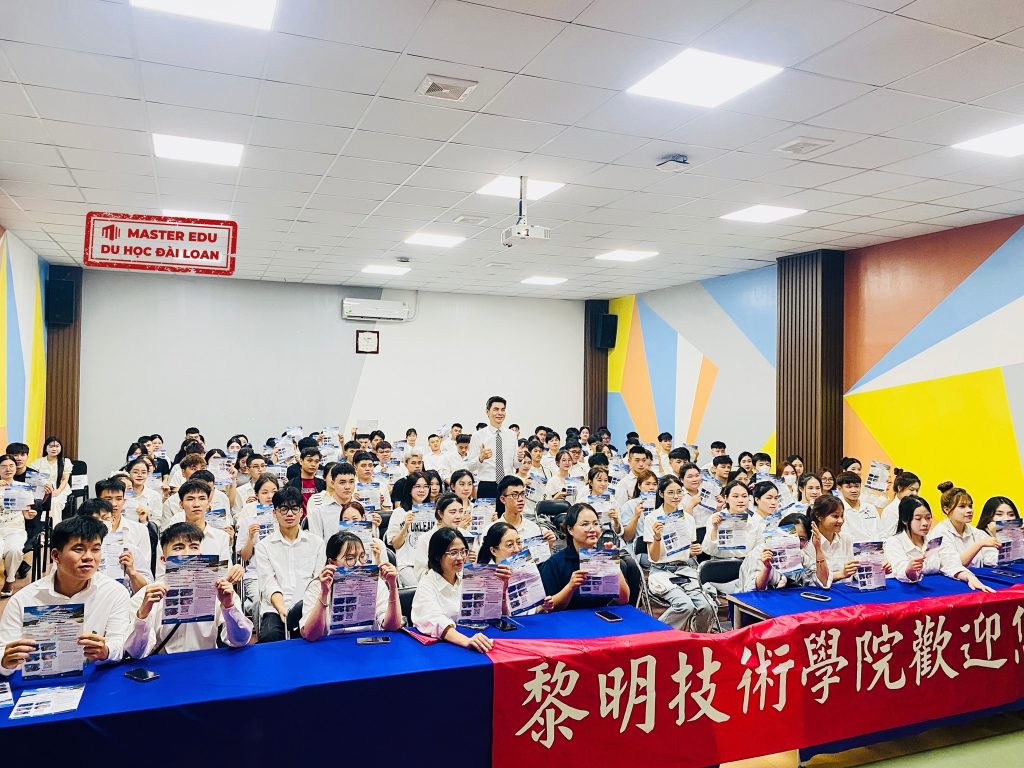 Master Edu đưa học viên tham dự hội thảo du học Đài Loan